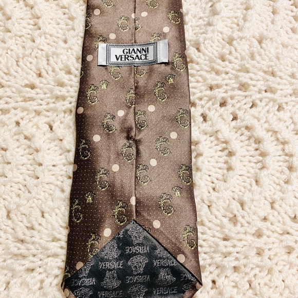 Vintage Authentic Versace Silk Brown Cream Medusa Tie Classic Business Neutral - Picture 4 of 5